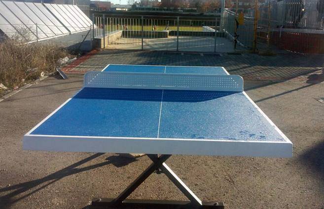 Mesas de ping pong exterior certificadas para áreas públicas y privadas