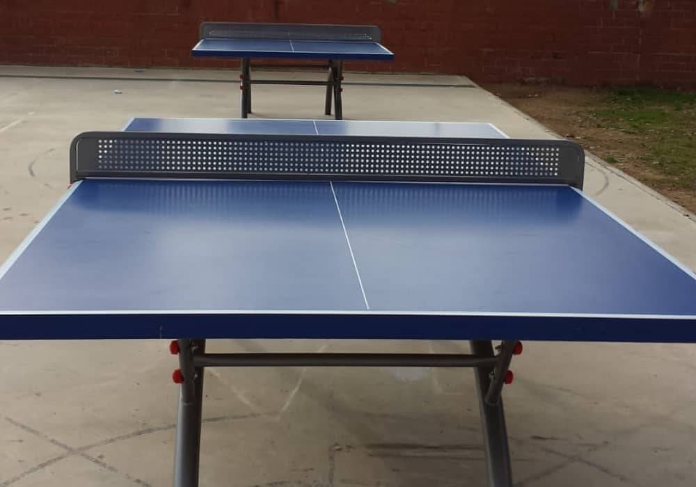 Mesas de ping pong exterior certificadas para áreas públicas y privadas